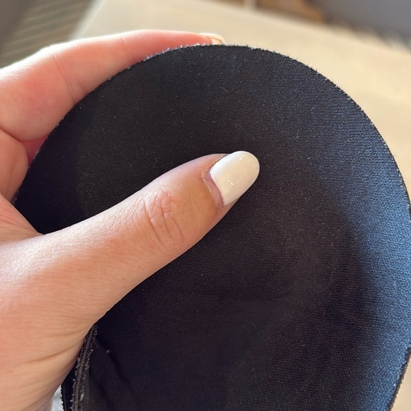 Lululemon Bra and Tank Padding Inserts Size 8 Black - Picture 2 of 3